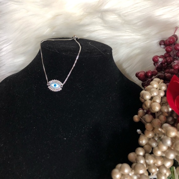 🎁 Adjustable Evil Eye 🧿 Bracelet w/ banquettes - Picture 7 of 8